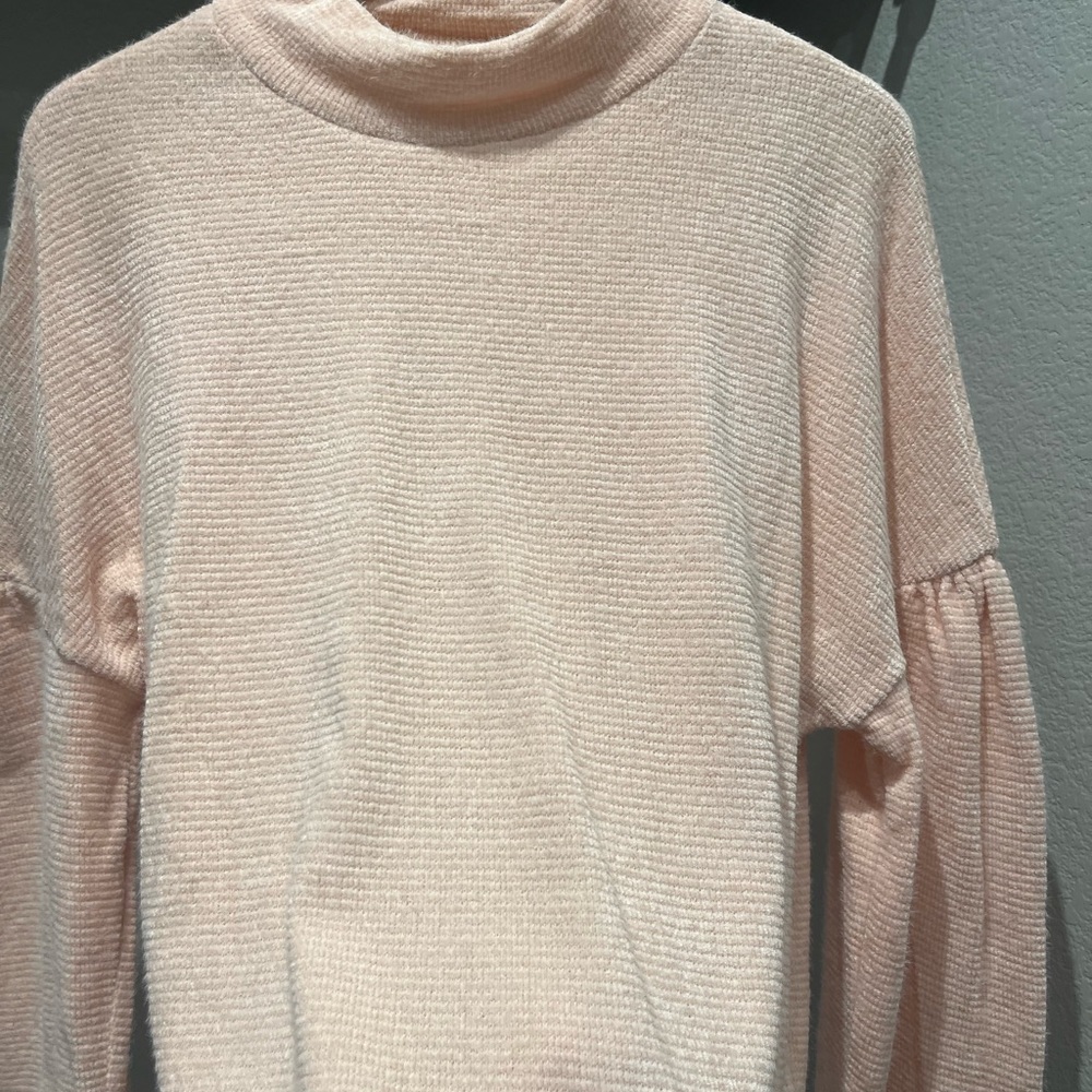 Sanctuary Eyelash knit ballon sleeve sweater. New. Large, Desert pink - Picture 2 of 5